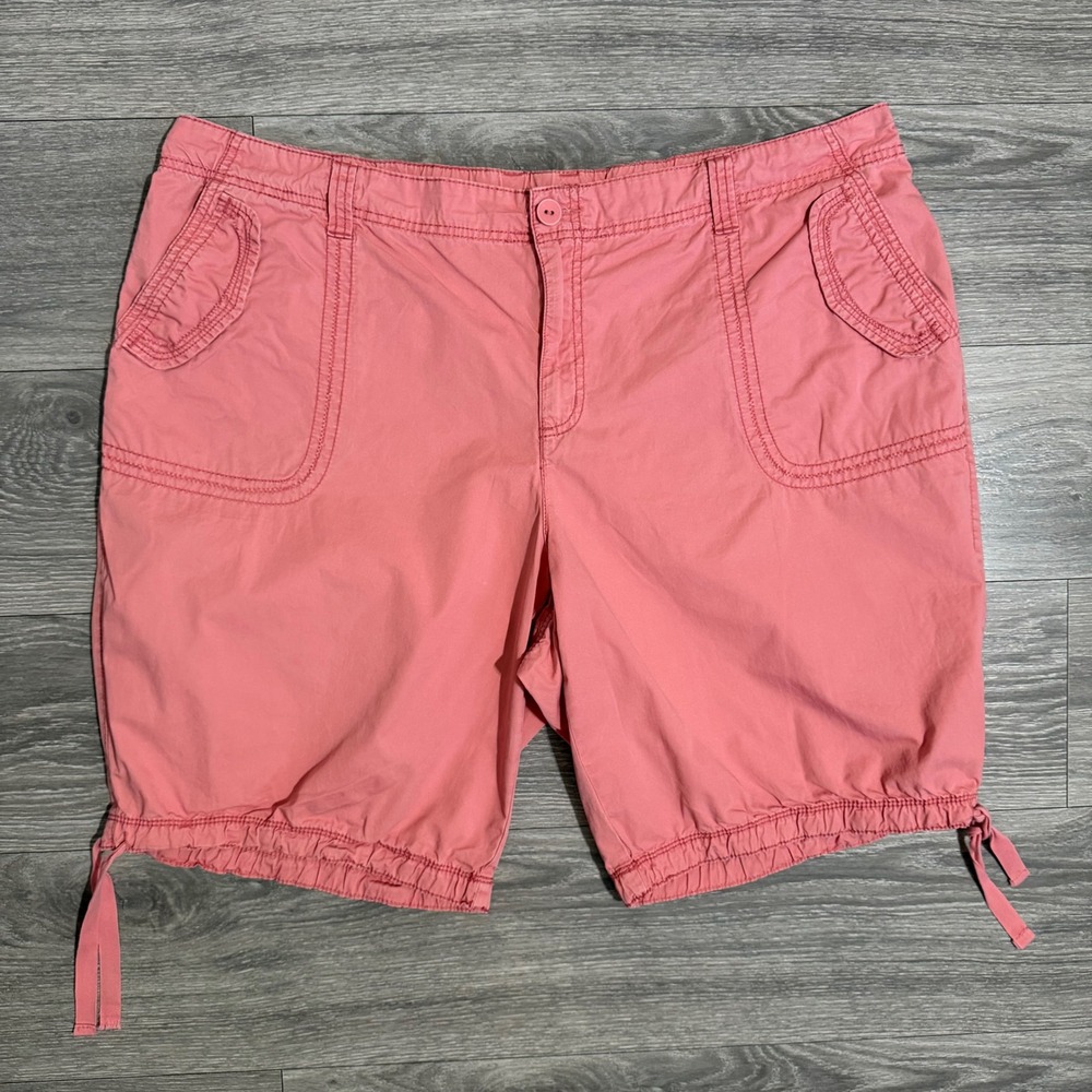 St Johns Bay Womens 24W Shorts Coral Pink Cotton Cargo Elastic Waist Drawstring‎